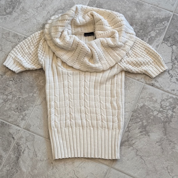 Moda International Cowl Neck Short sleeve sweater - Picture 1 of 3